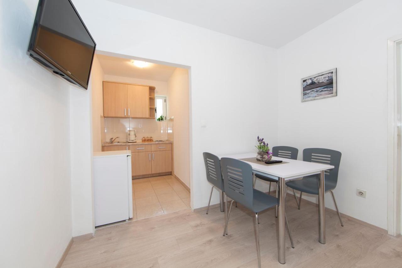 Apartmani Iva Tučepi Exteriér fotografie