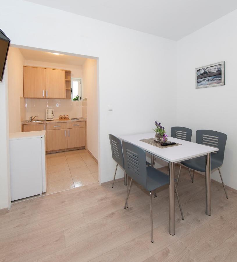 Apartmani Iva Tučepi Exteriér fotografie
