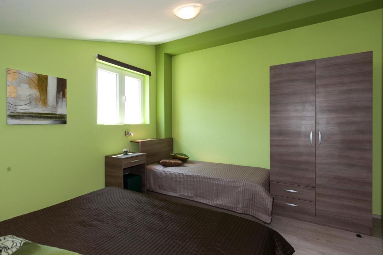 Apartmani Iva Tučepi Exteriér fotografie